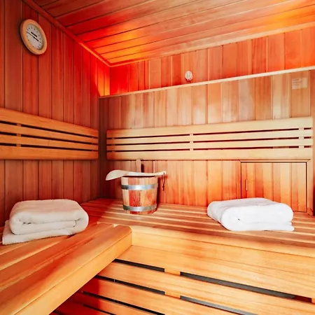 Doppelhaushaelften, *