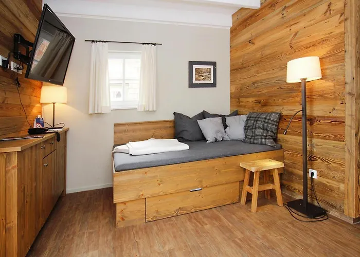 度假居 Doppelhaushaelften, *