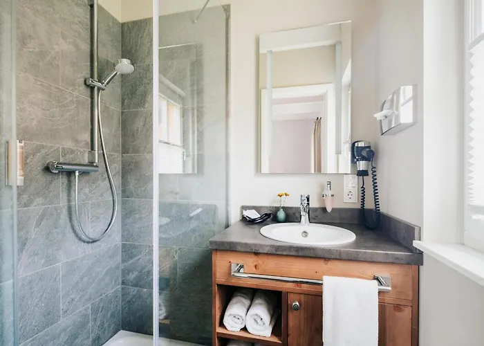 Doppelhaushaelften, *